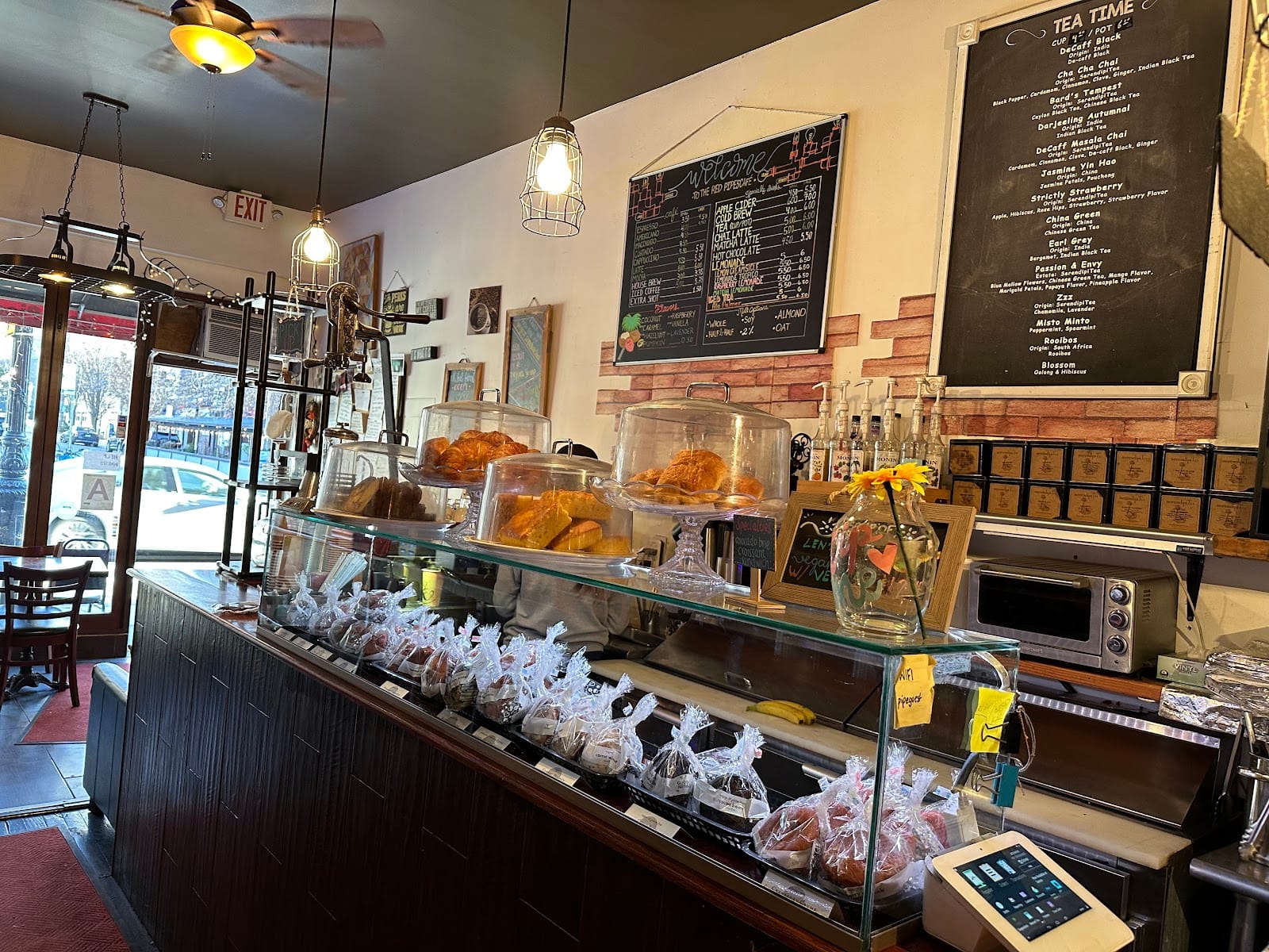 Red Pipes Cafe