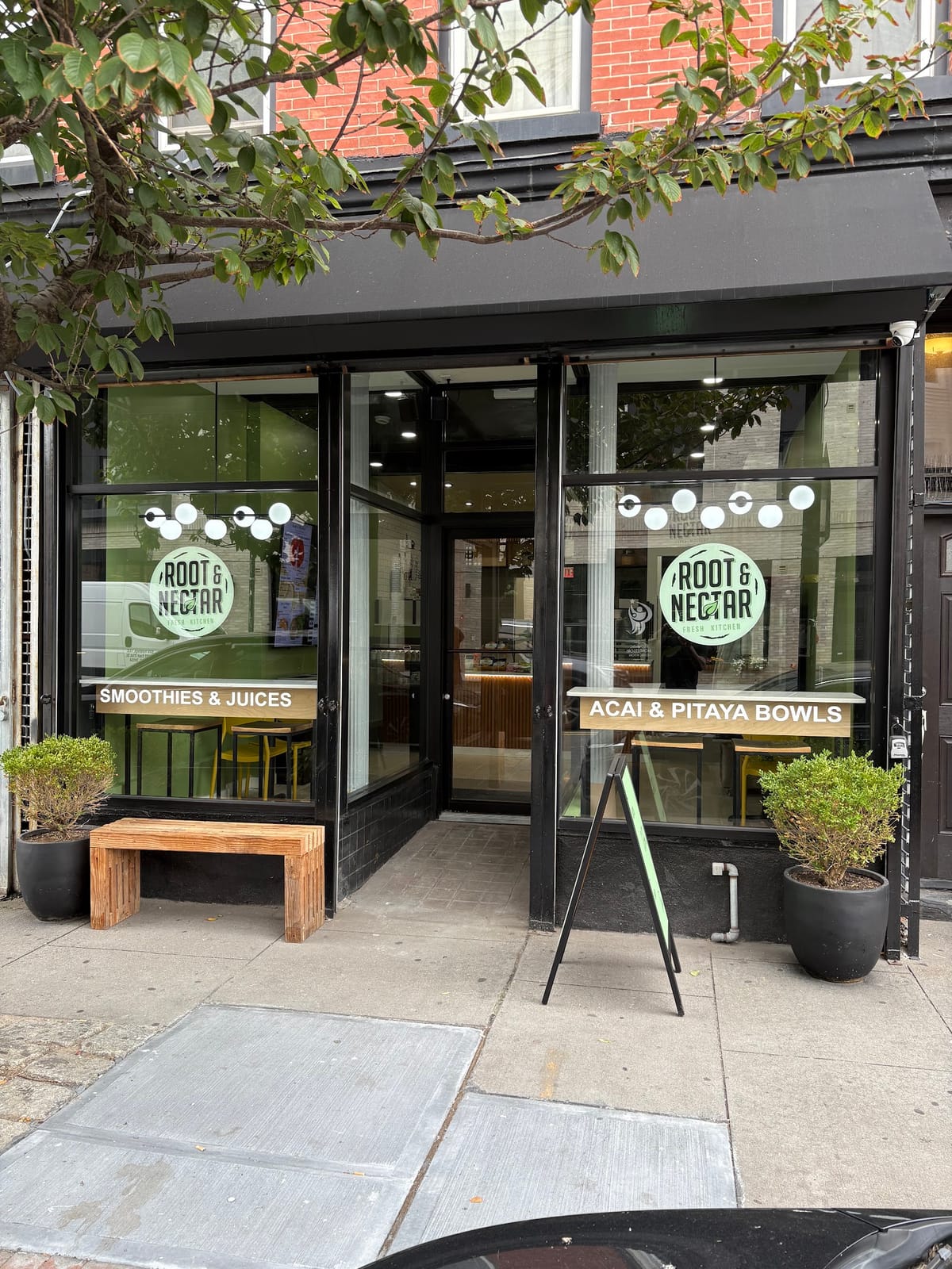Root & Nectar Café