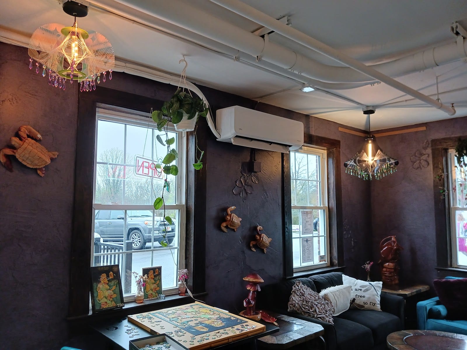 Hummingbird Apothecary South