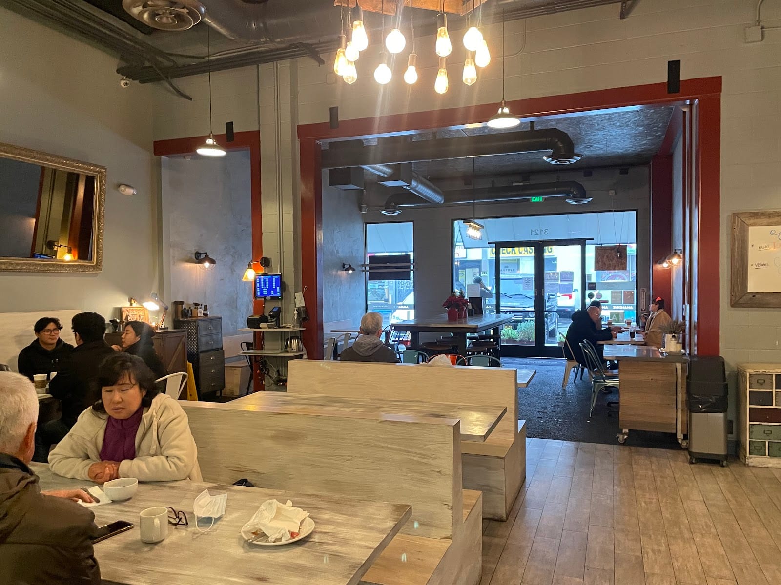 Amandine Patisserie Cafe K-Town