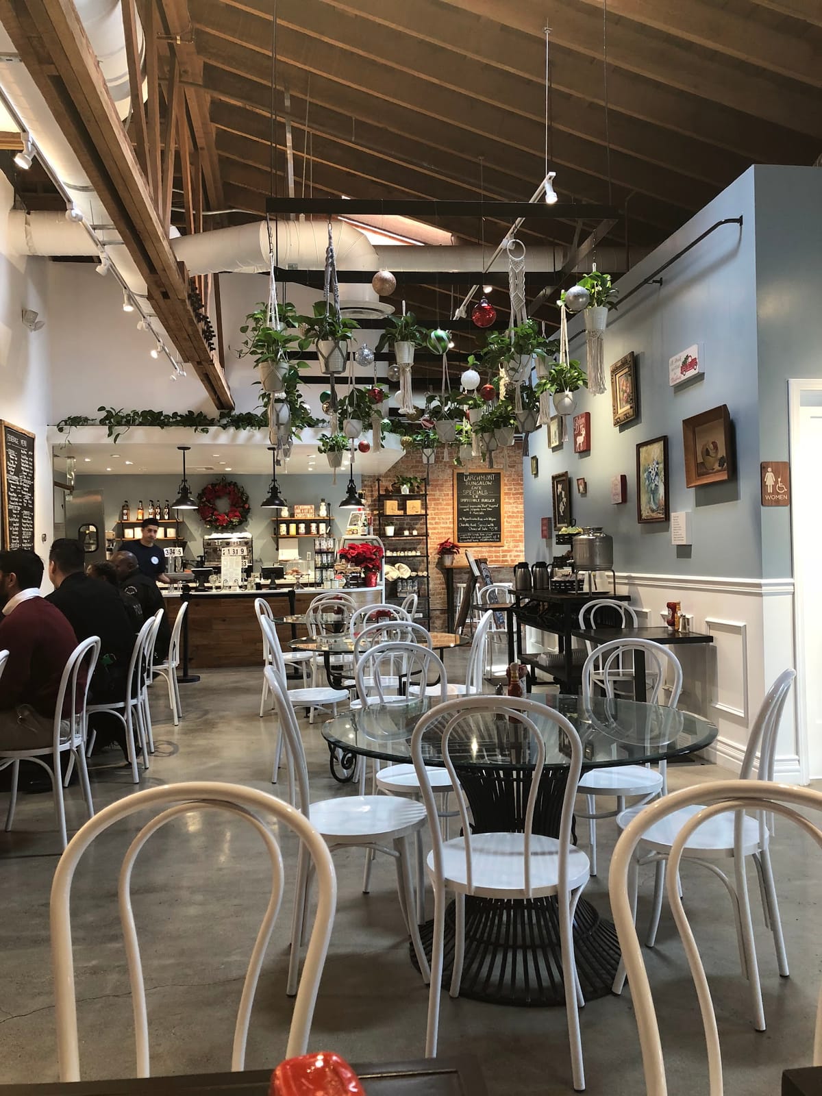 Larchmont Bungalow Cafe