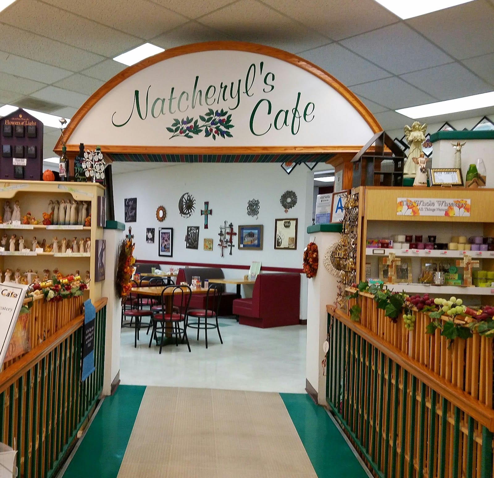 Lassens Natural Foods and Vitamins