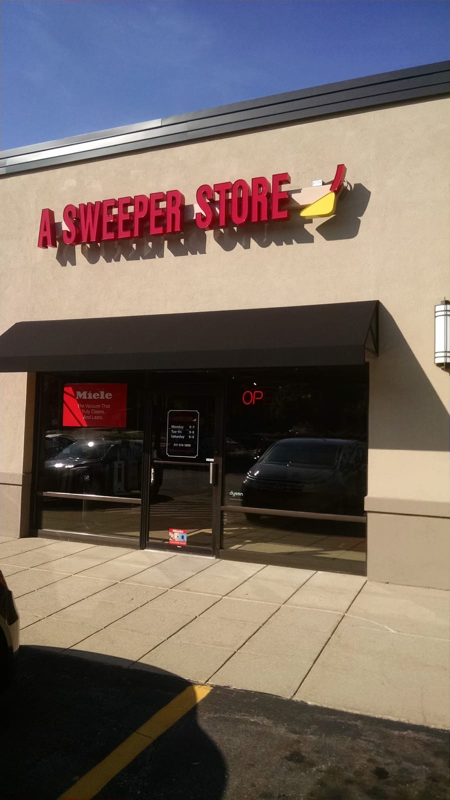 A Sweeper Store & Home Appliance Store..Miele, GE, Ge Cafe , Speed Queen, Z line (Lansing)