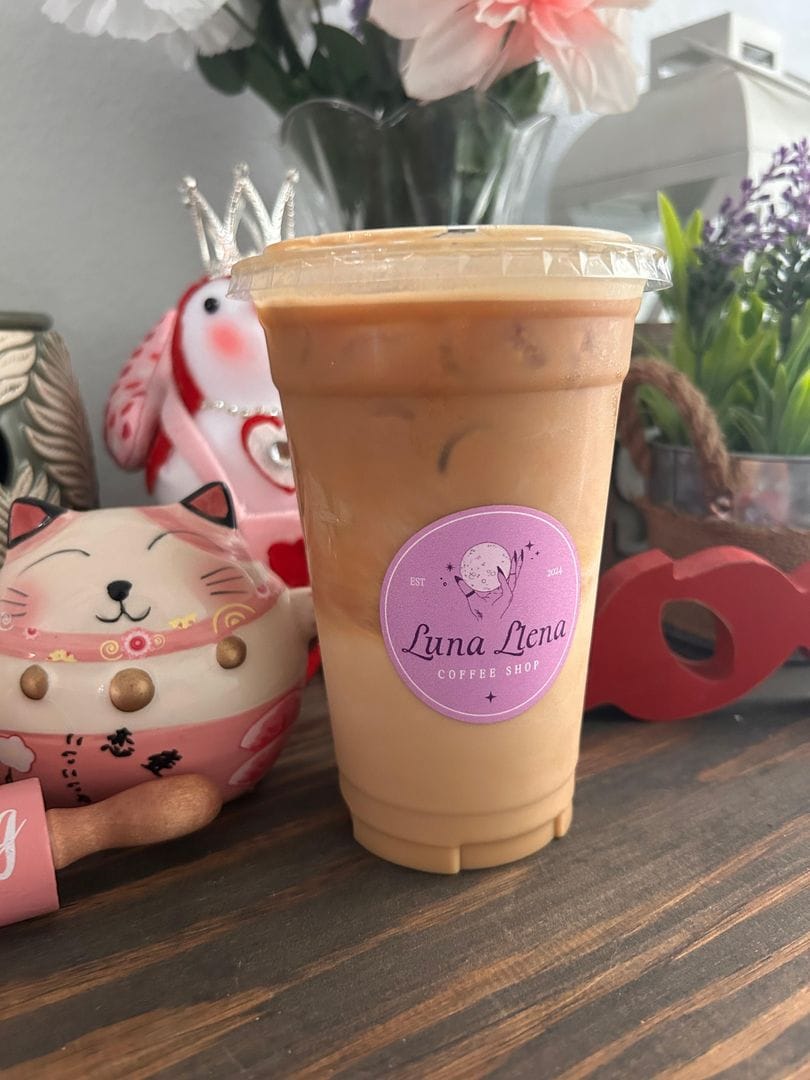 Luna Llena Coffee Shop