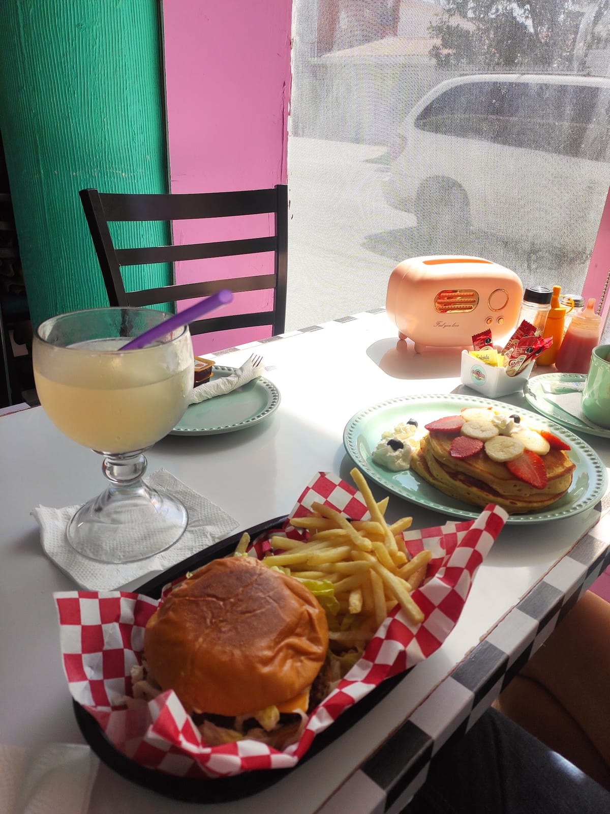 Retro café