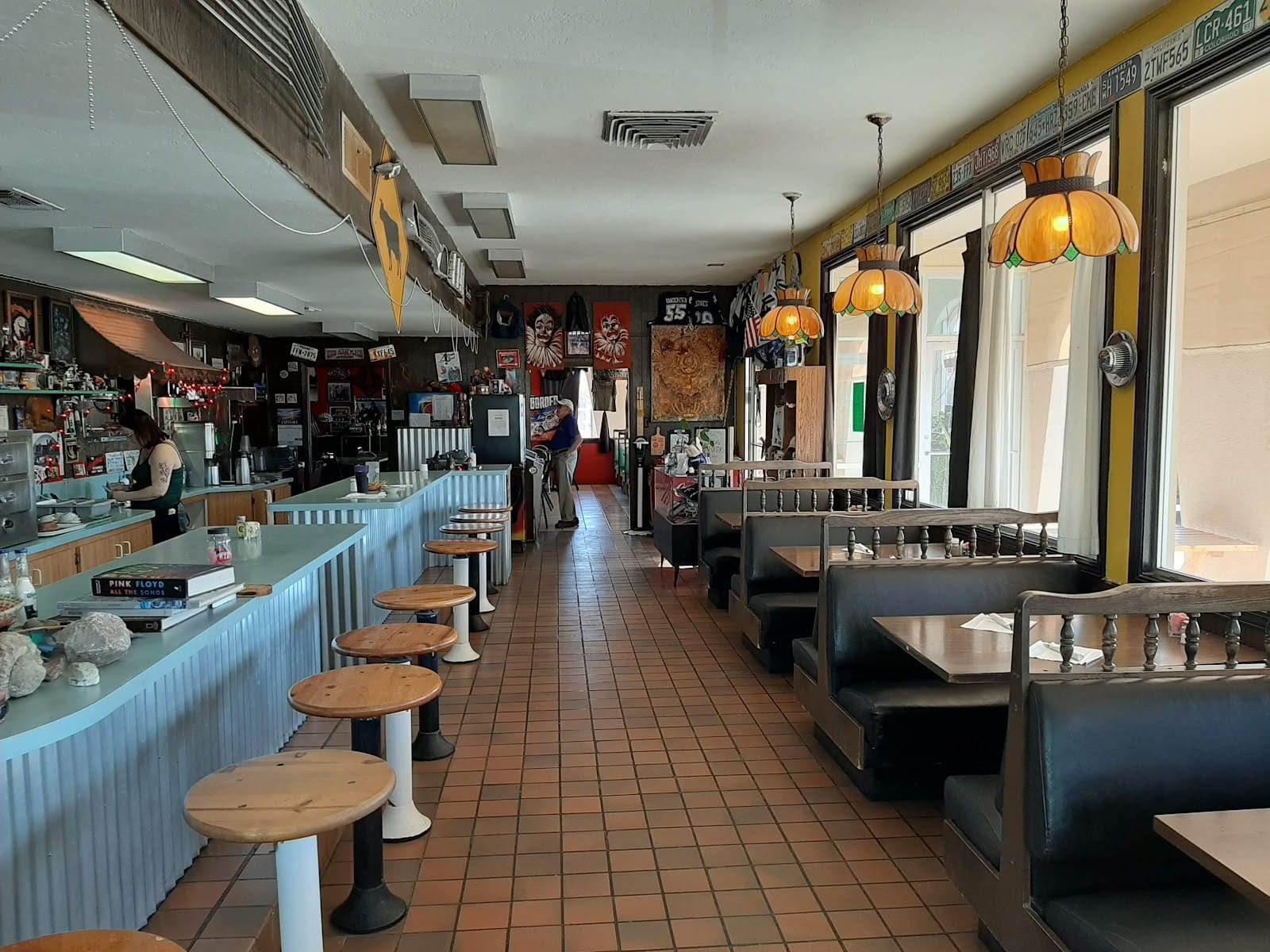 The Pit Stop 292 Cafe