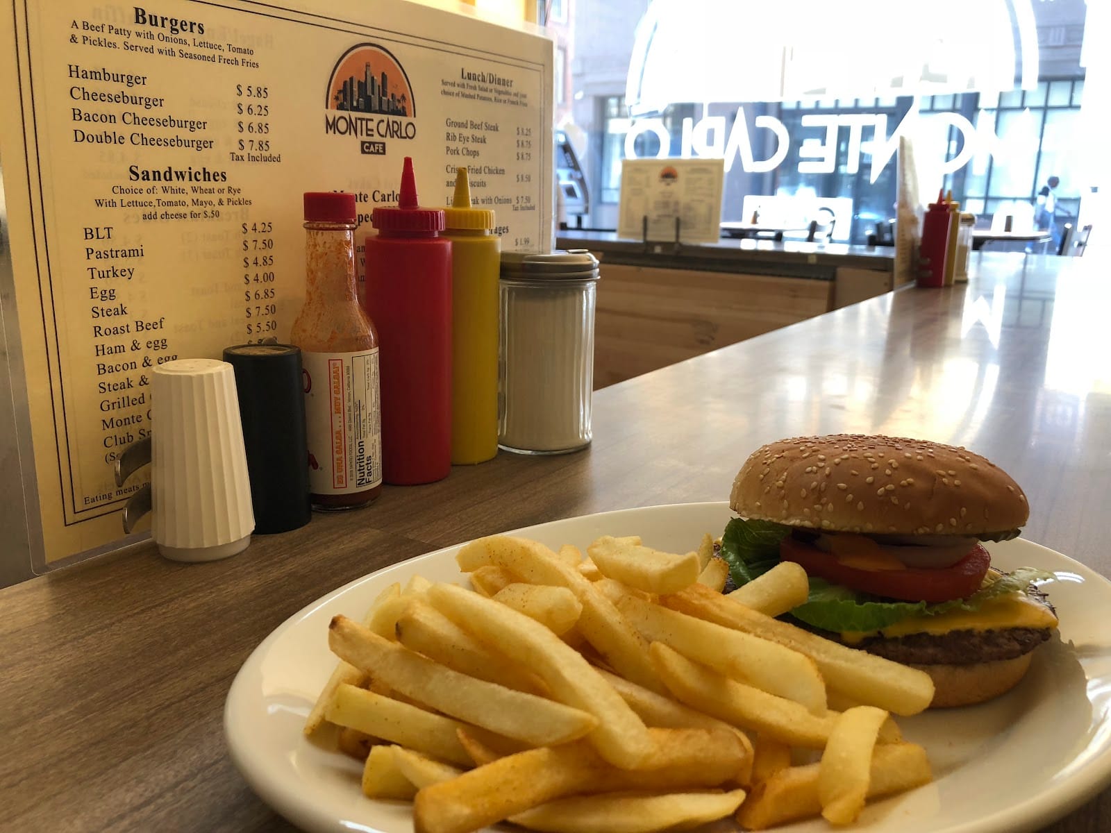 Monte Carlo Cafe