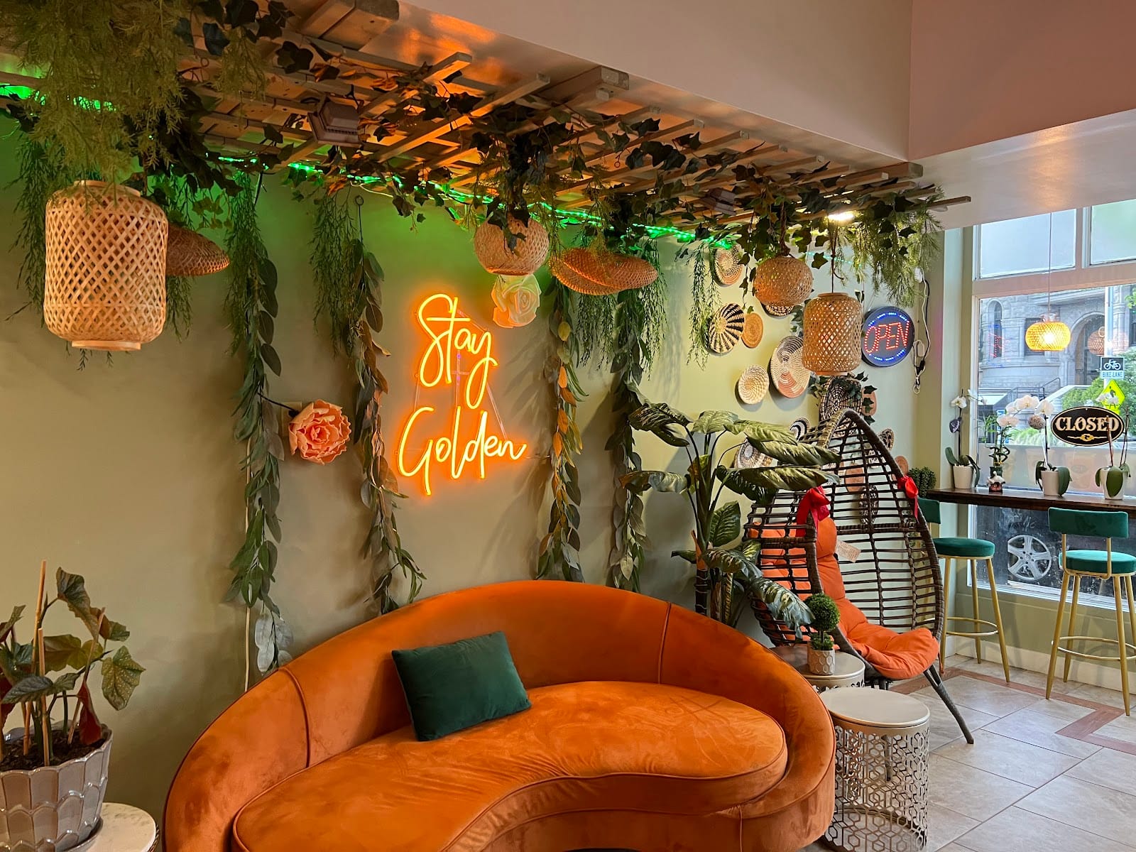 Golden Tea Cafe