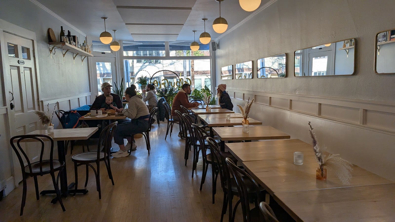 Cafe Domestique - Allen St.