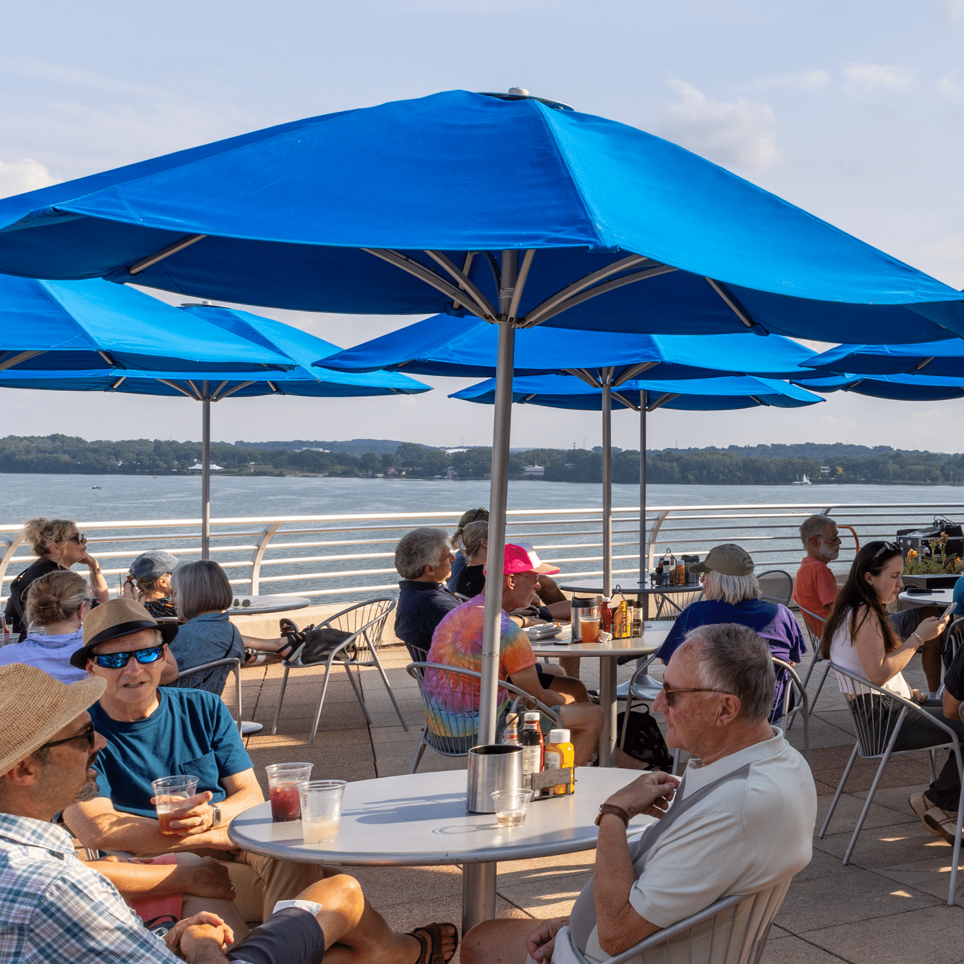 Lake Vista Cafe photo 2