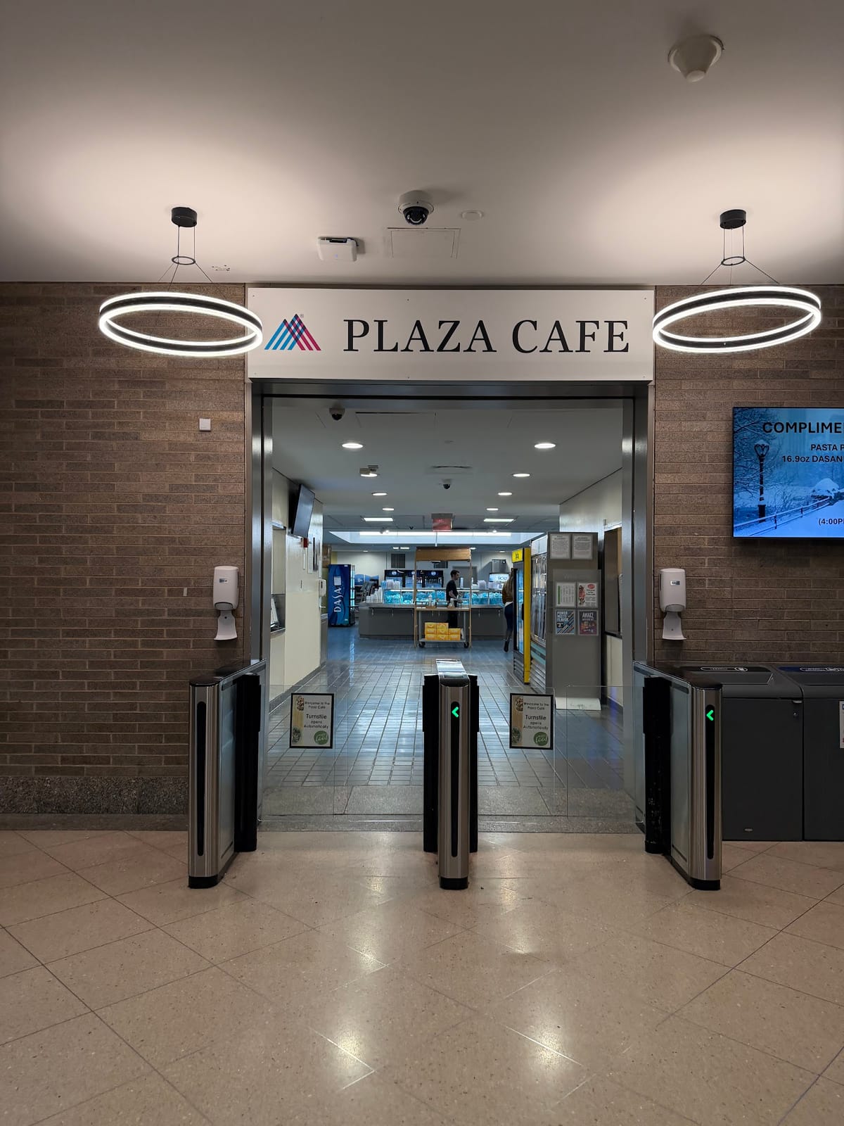 Plaza Cafeteria at Mount Sinai Hospital