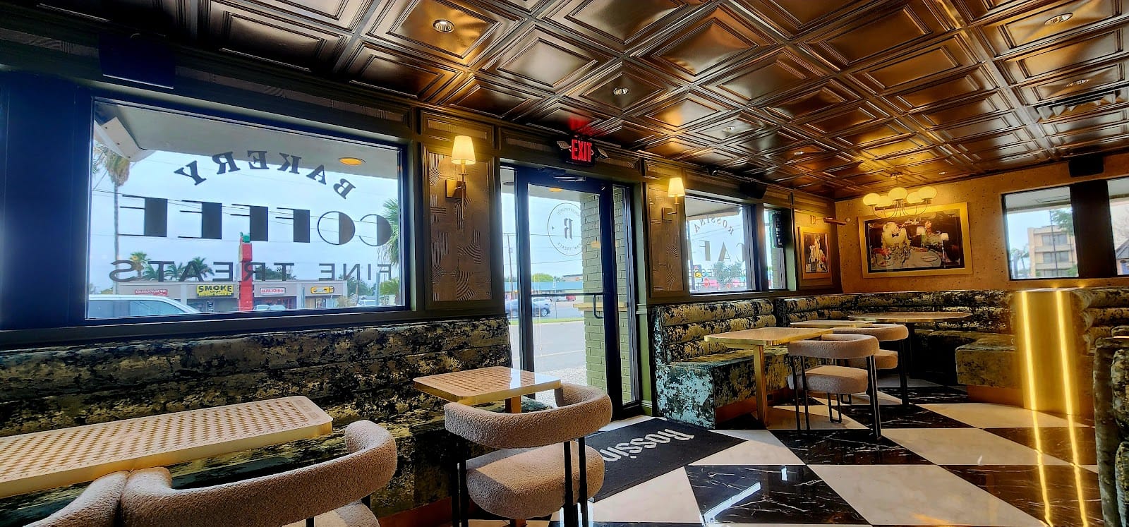 Uncommonly Rossina Cafe