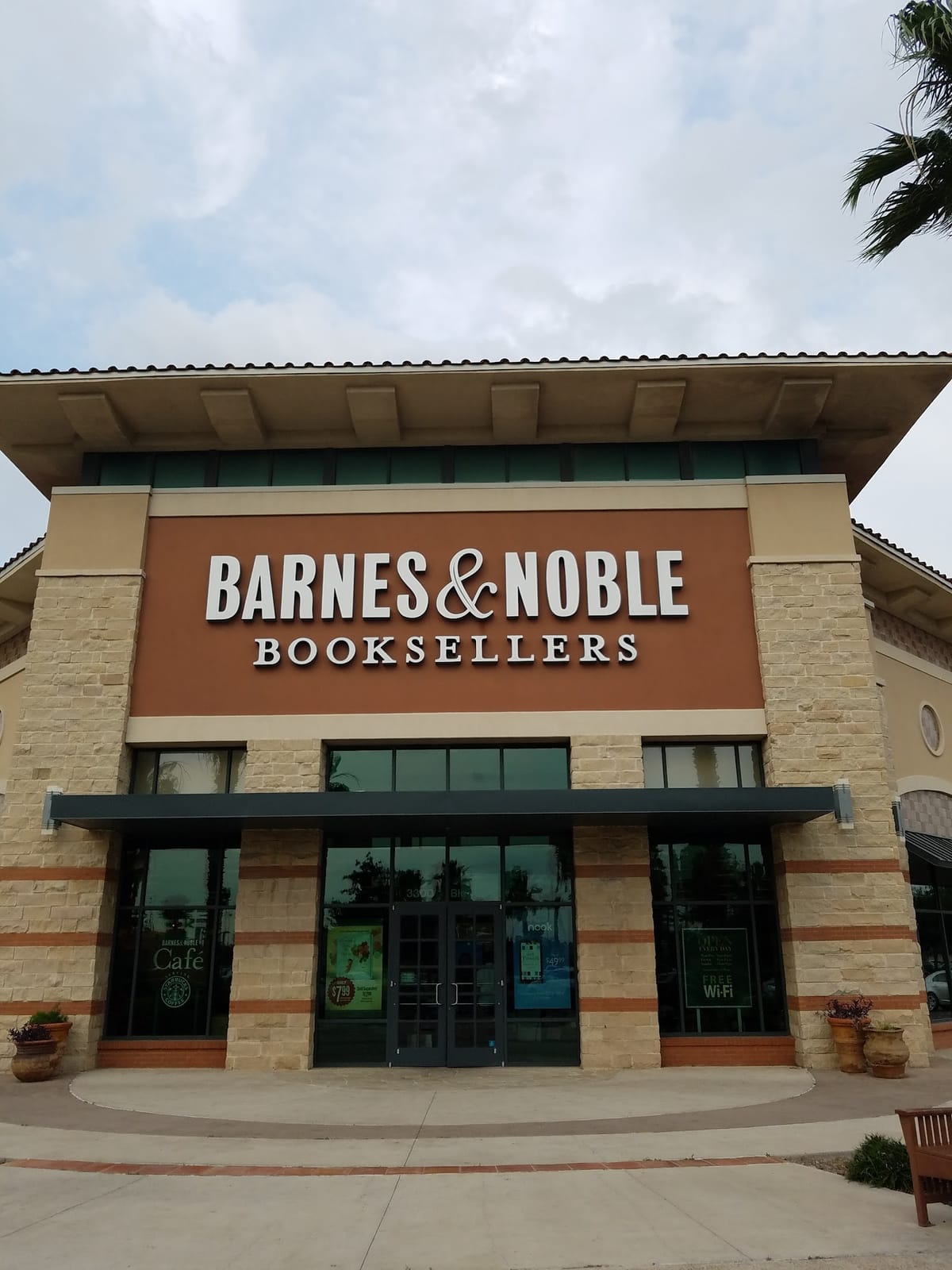 Barnes & Noble