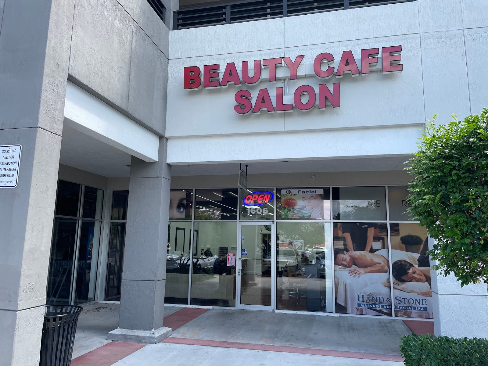Beauty Cafe Salon Aventura (We Have Moved to 13535 Biscyane blvd)