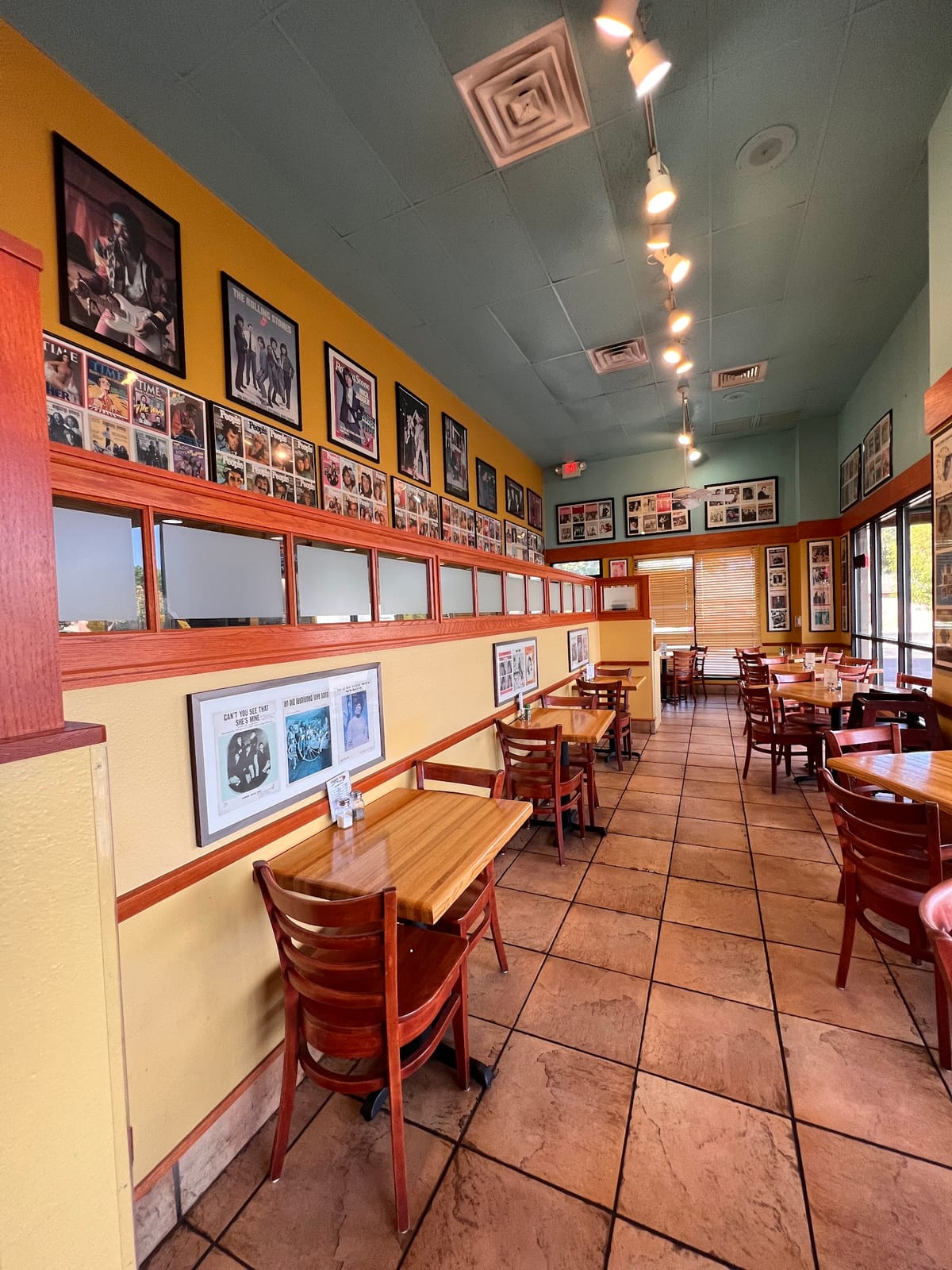 Strawberry Fields Cafe