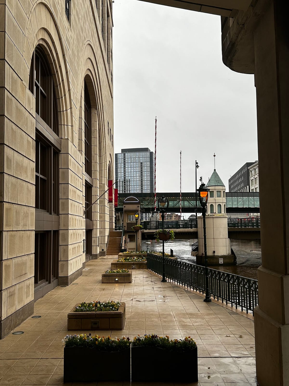 Riverwalk Cafe photo 2
