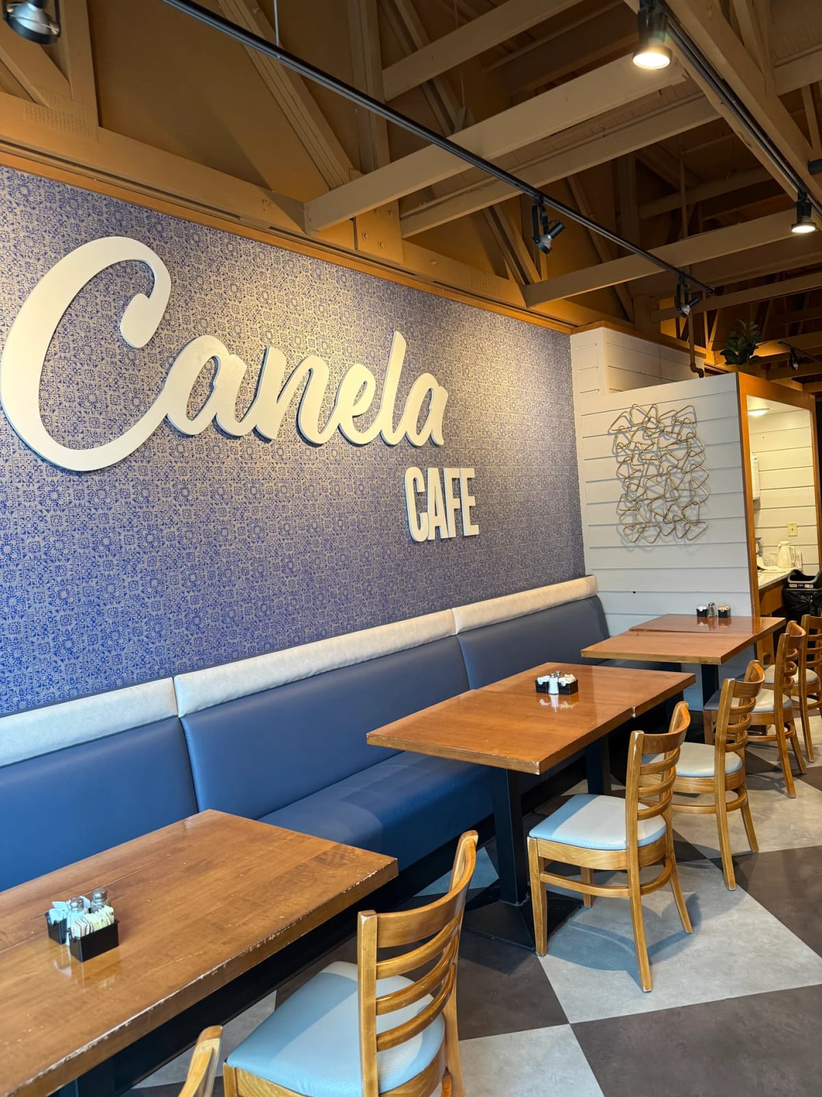 Canela Cafe photo 7