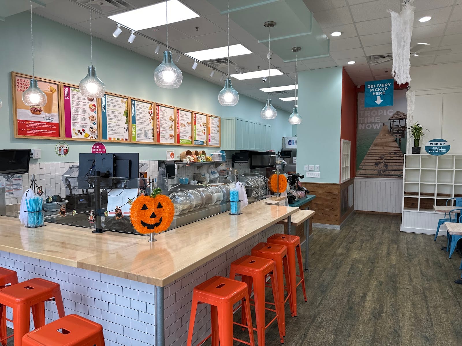 Tropical Smoothie Cafe