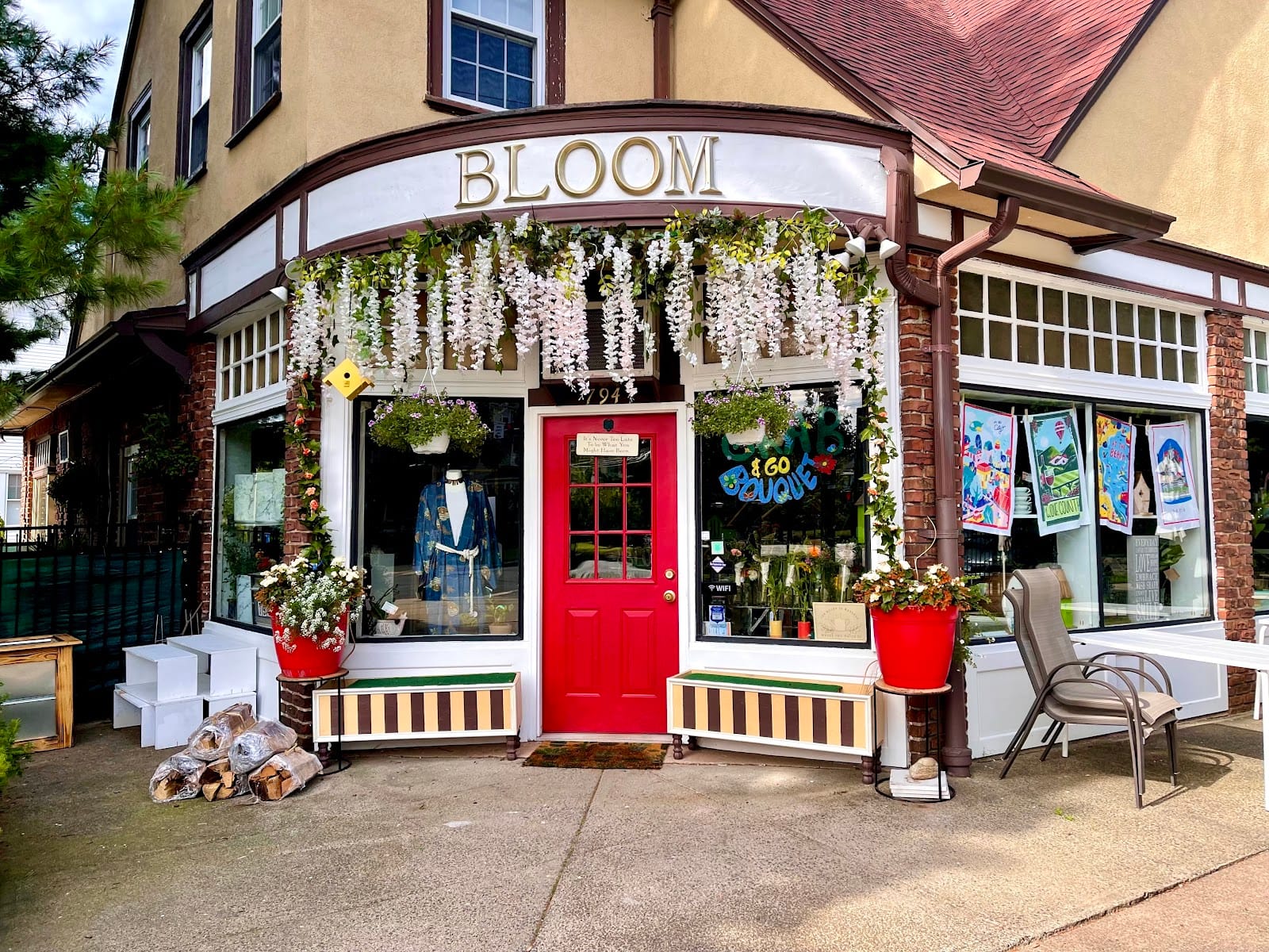 BLOOM