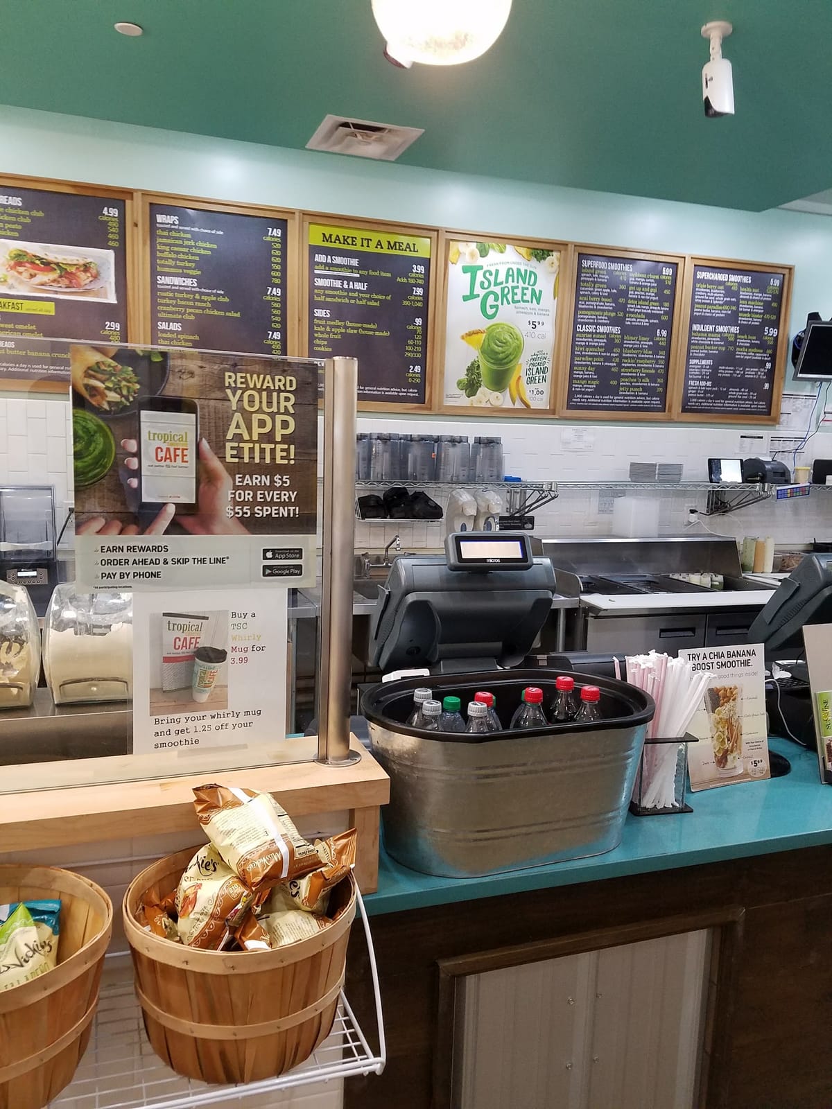 Tropical Smoothie Cafe