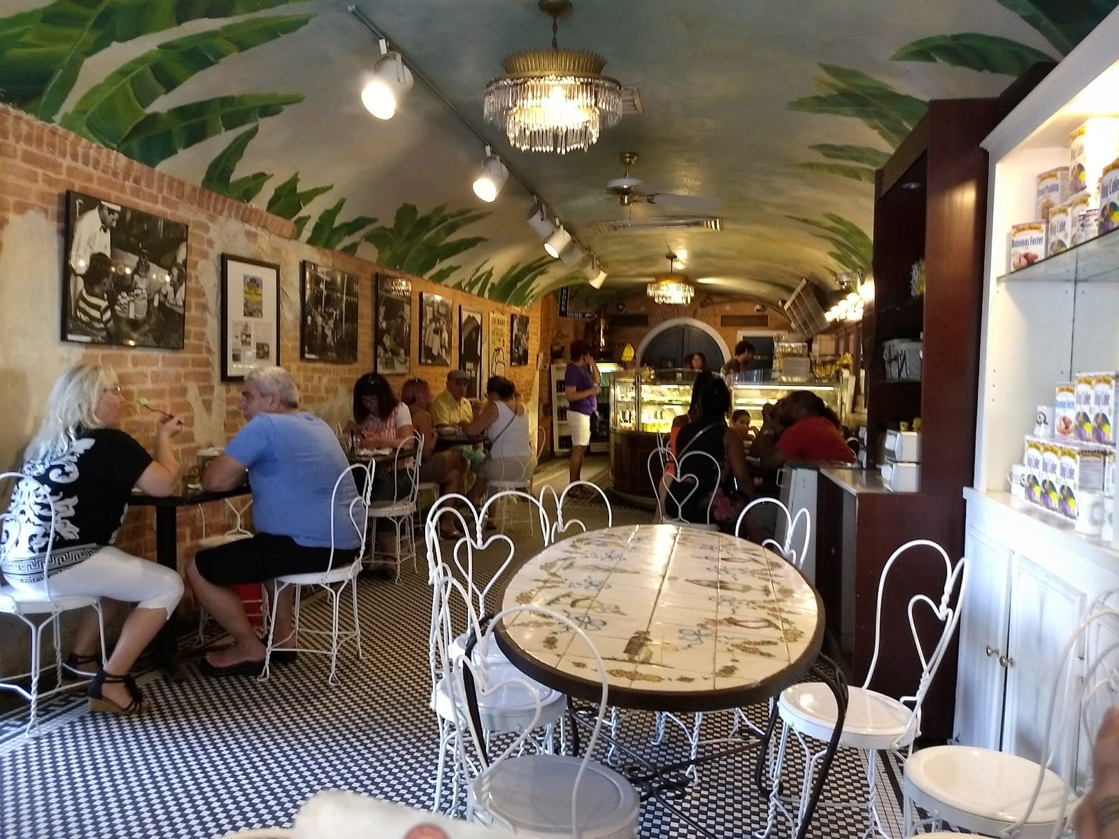 Cafe Beignet, Royal Street