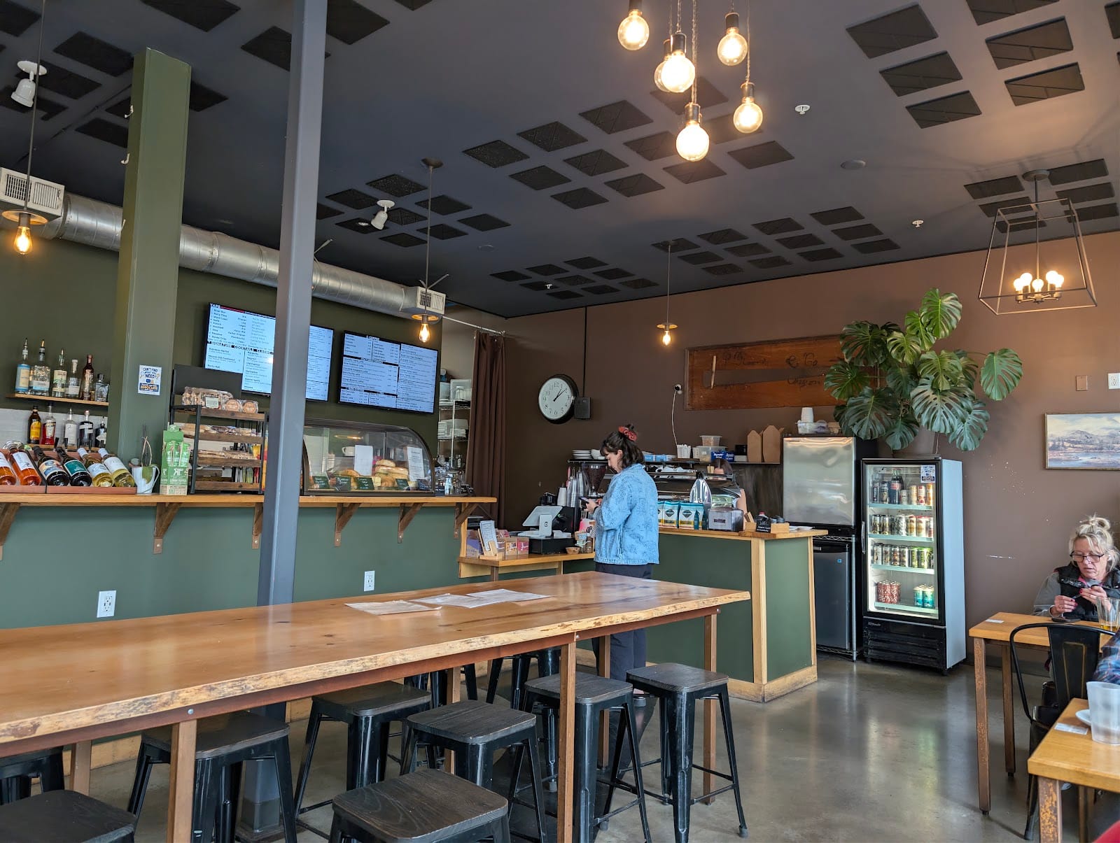 Brewline Cafe & Bar