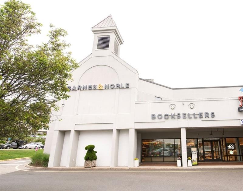 Barnes & Noble