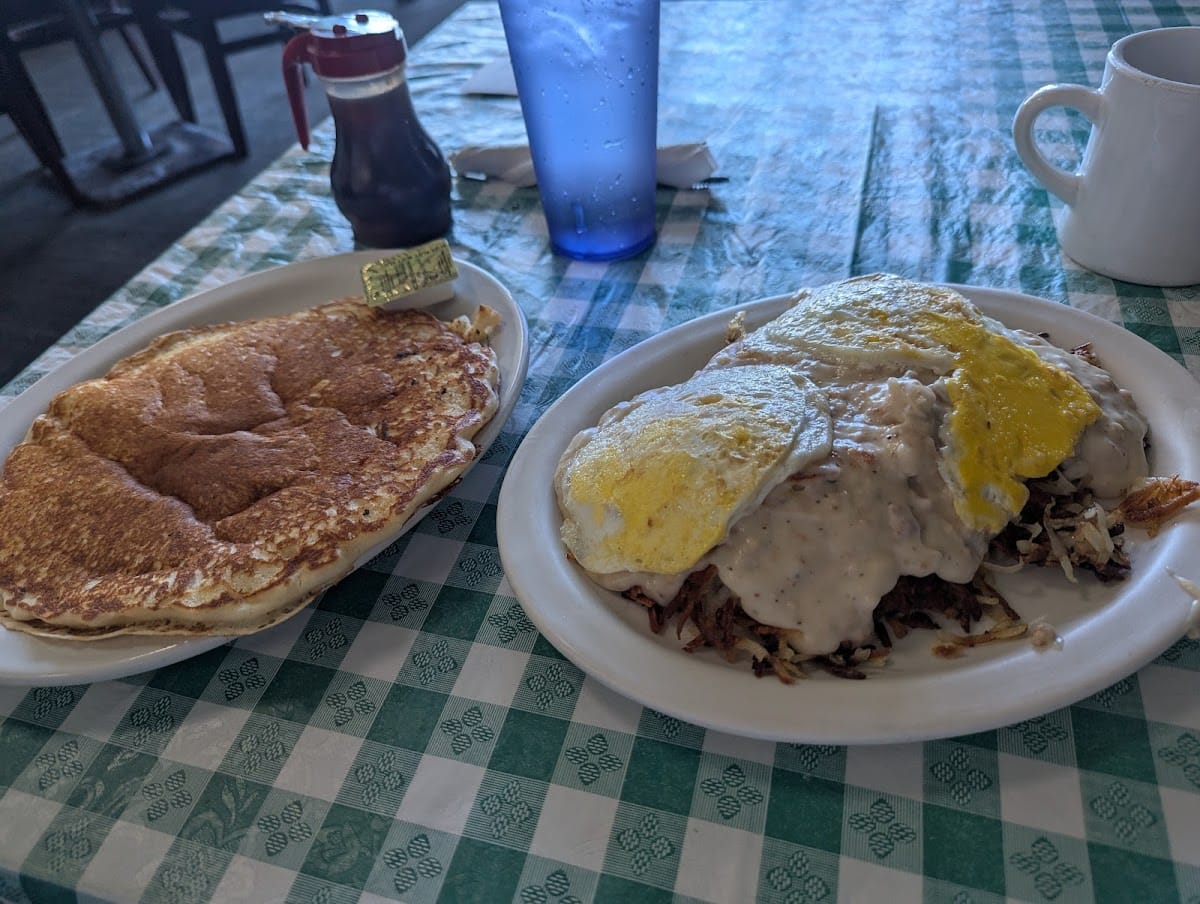 Lisa's Radial Cafe photo 5