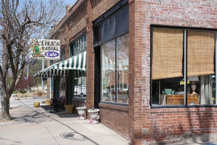 Lisa's Radial Cafe photo 2