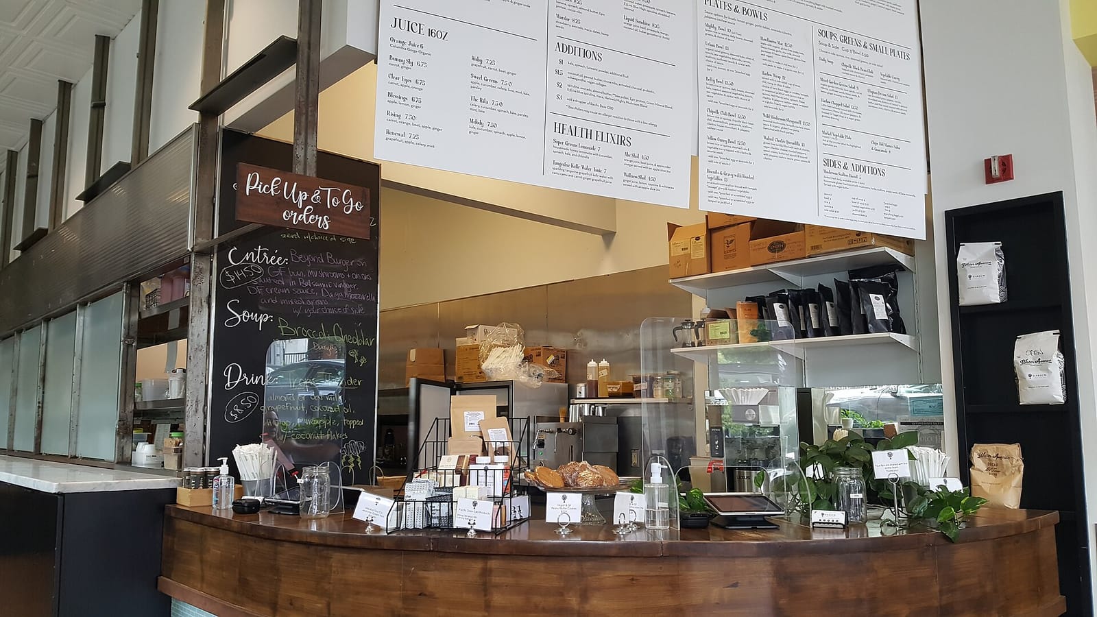 Harlow Cafe + Juice Bar photo 2