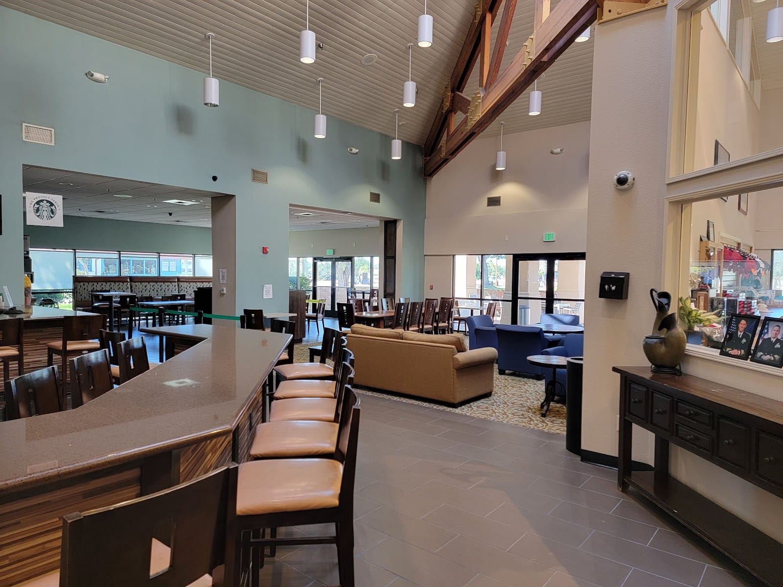19th Hole Grill