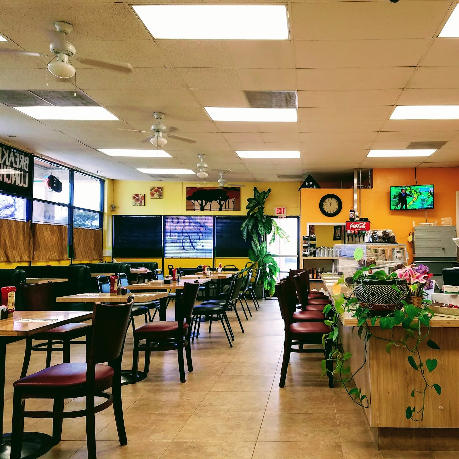 Boulevard Cafe