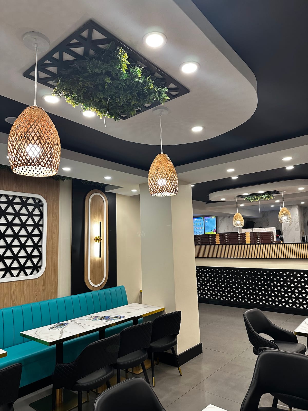 Bora Bora Smoothie Cafe - Paterson New Jersey