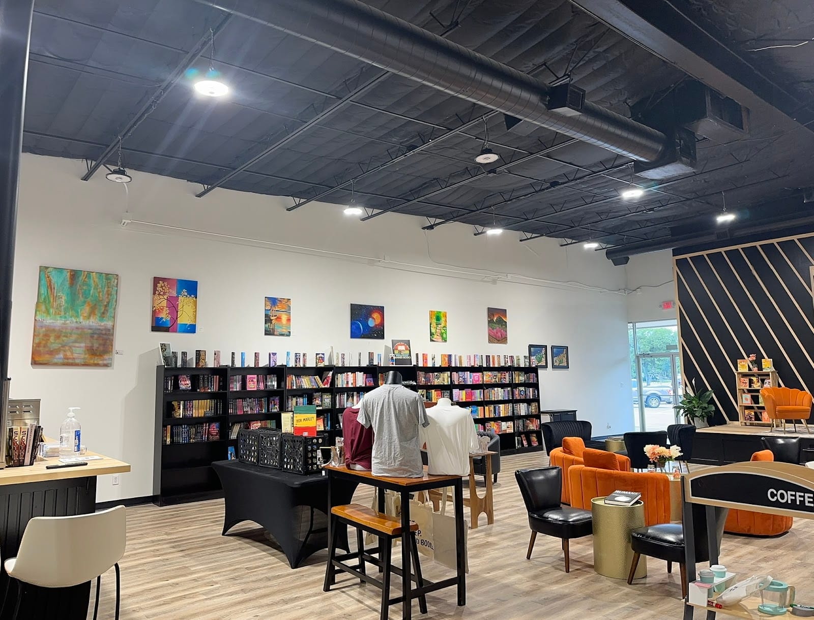 LIT Java Coffee & Books