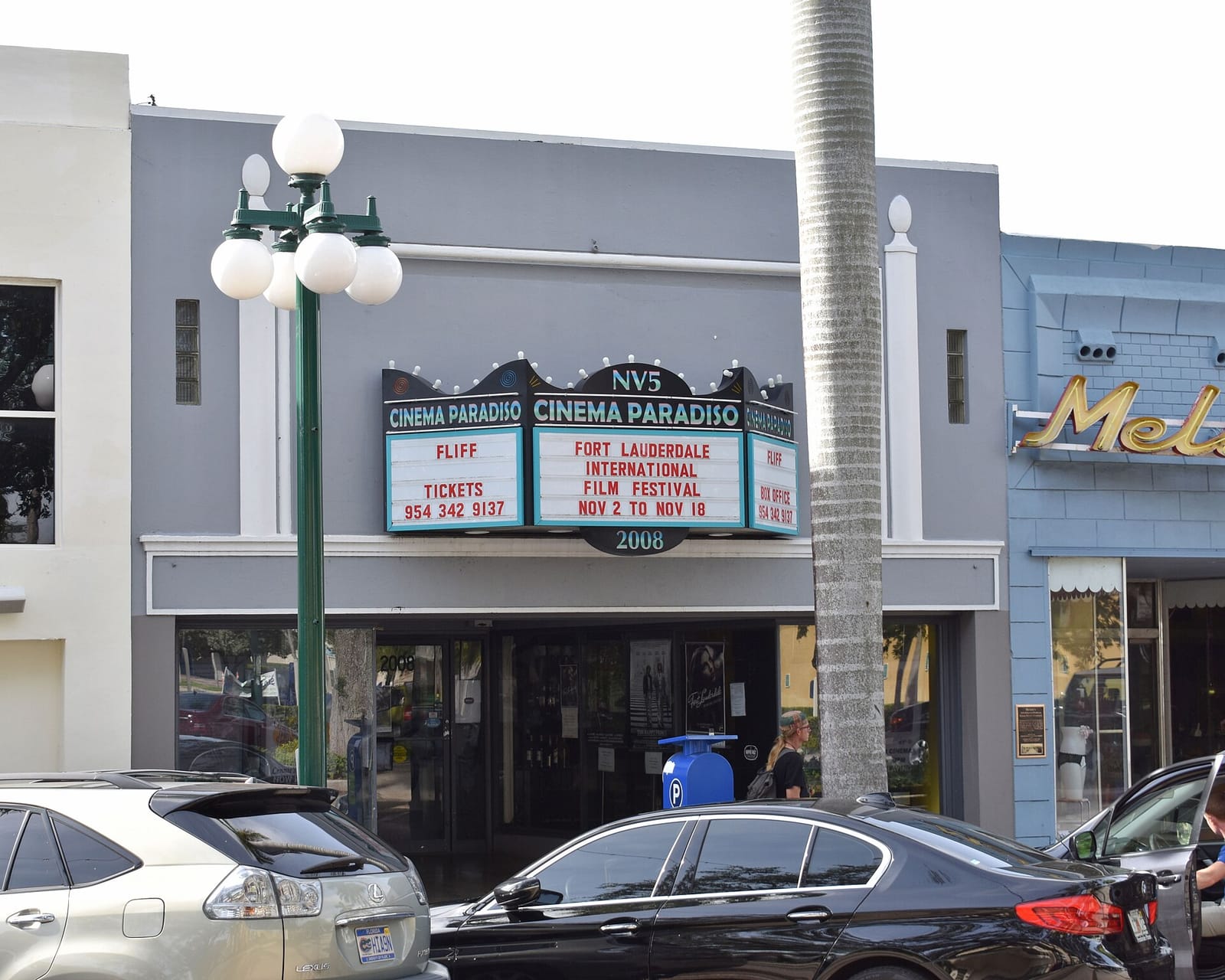 Pistachio Cafe Hollywood Downtown photo 4