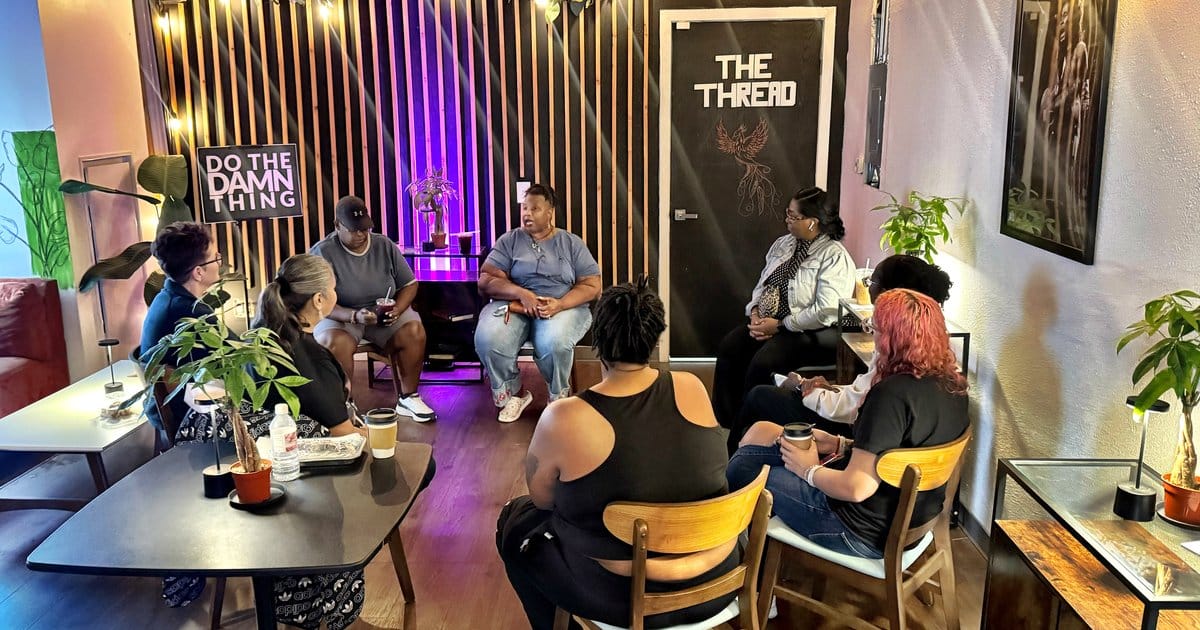 The Thread - CAFECITO photo 2