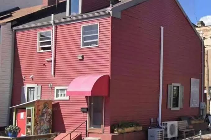 The Hideaway Above the Cafe <1 mile to PNC Park