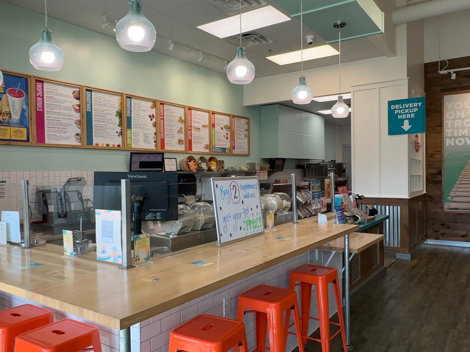 Tropical Smoothie Cafe