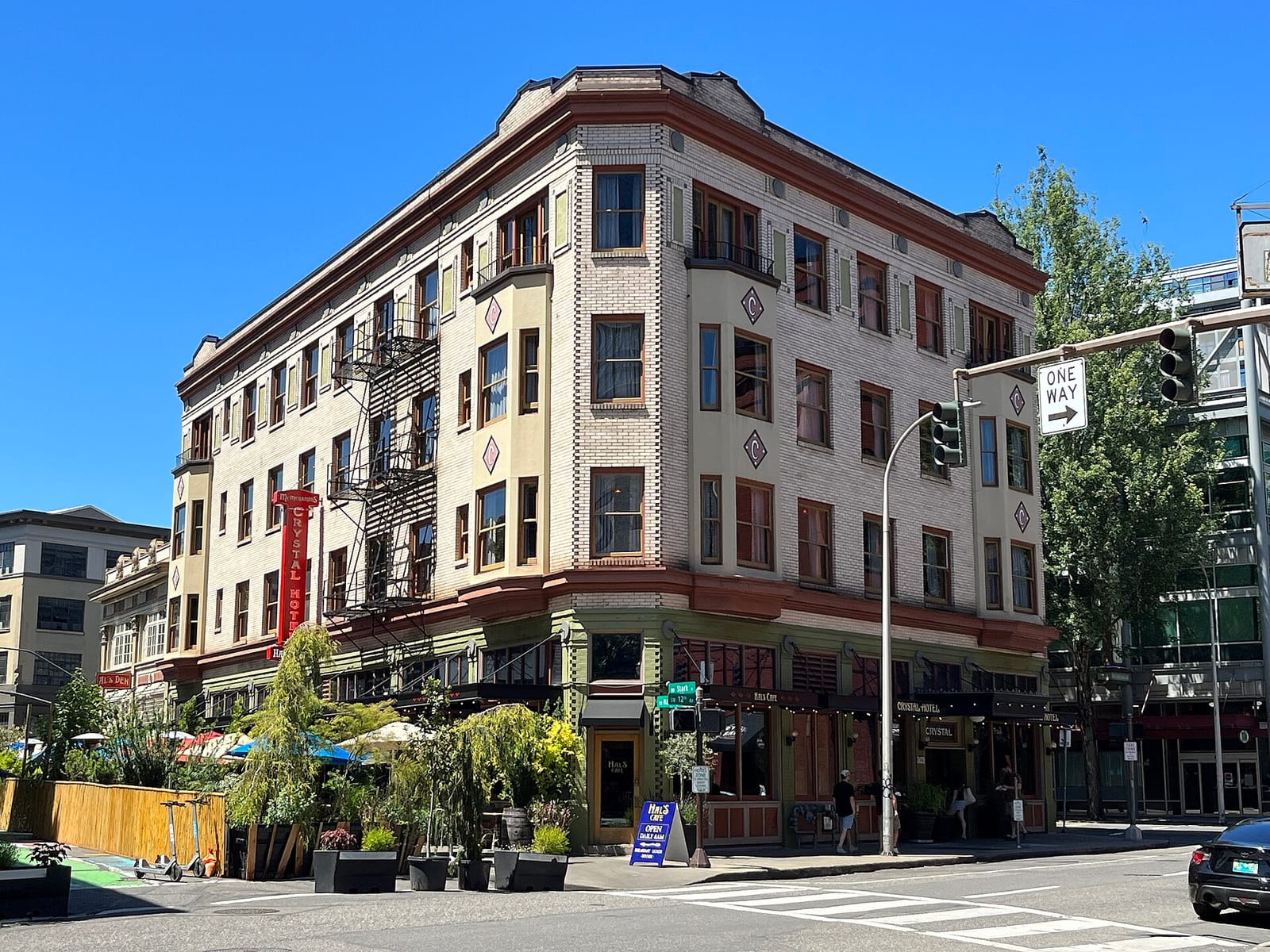 Honey Pearl Cafe PDX photo 5