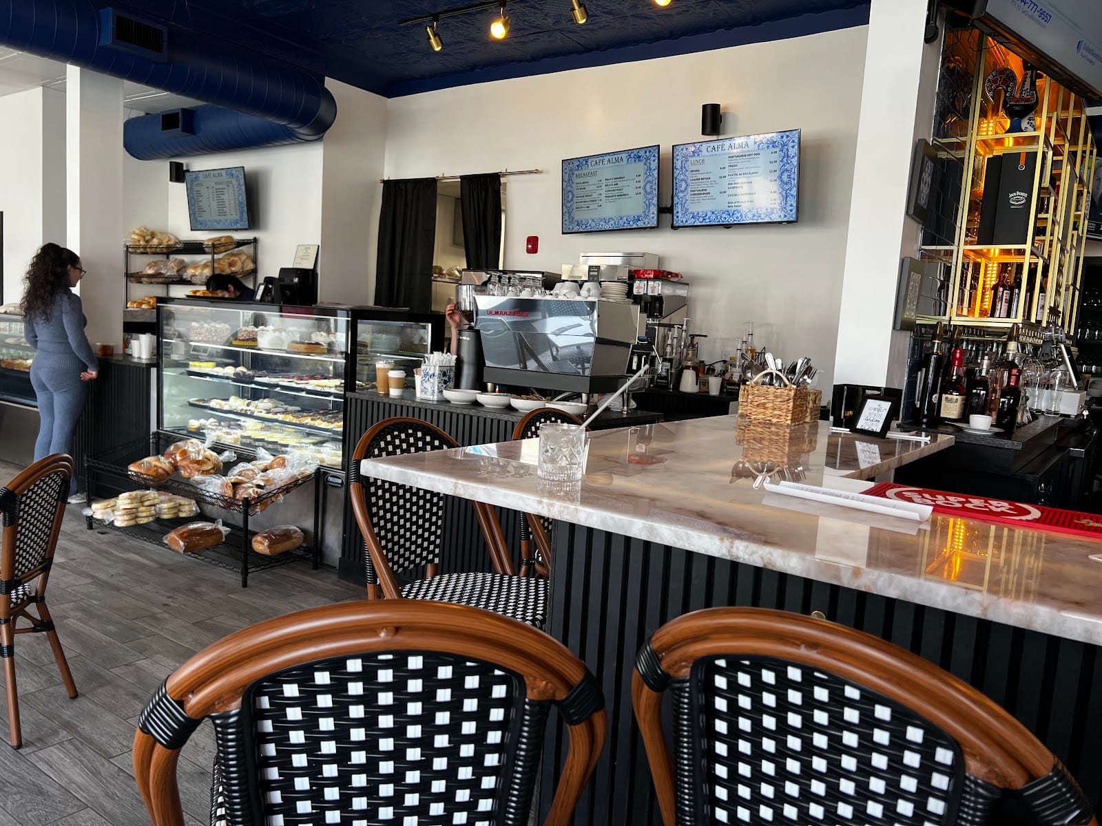 Cafe Alma