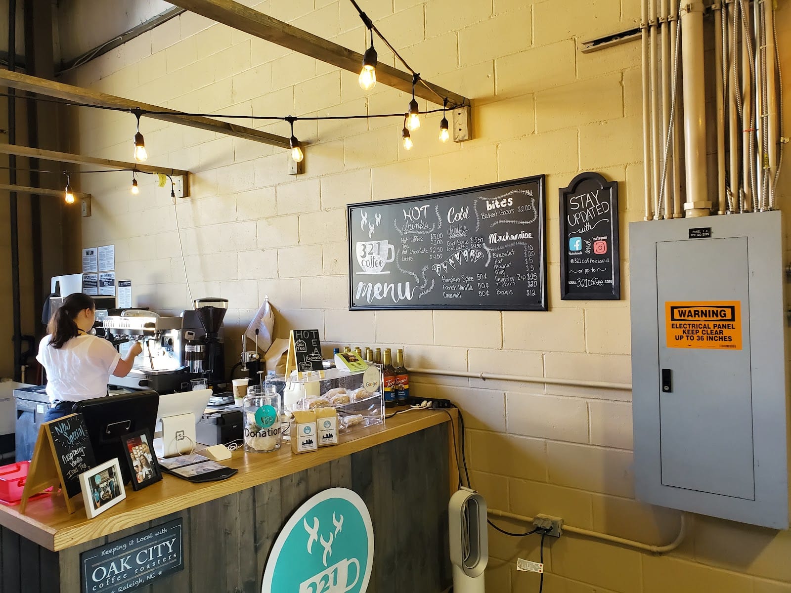 321 Coffee - Farmers Market