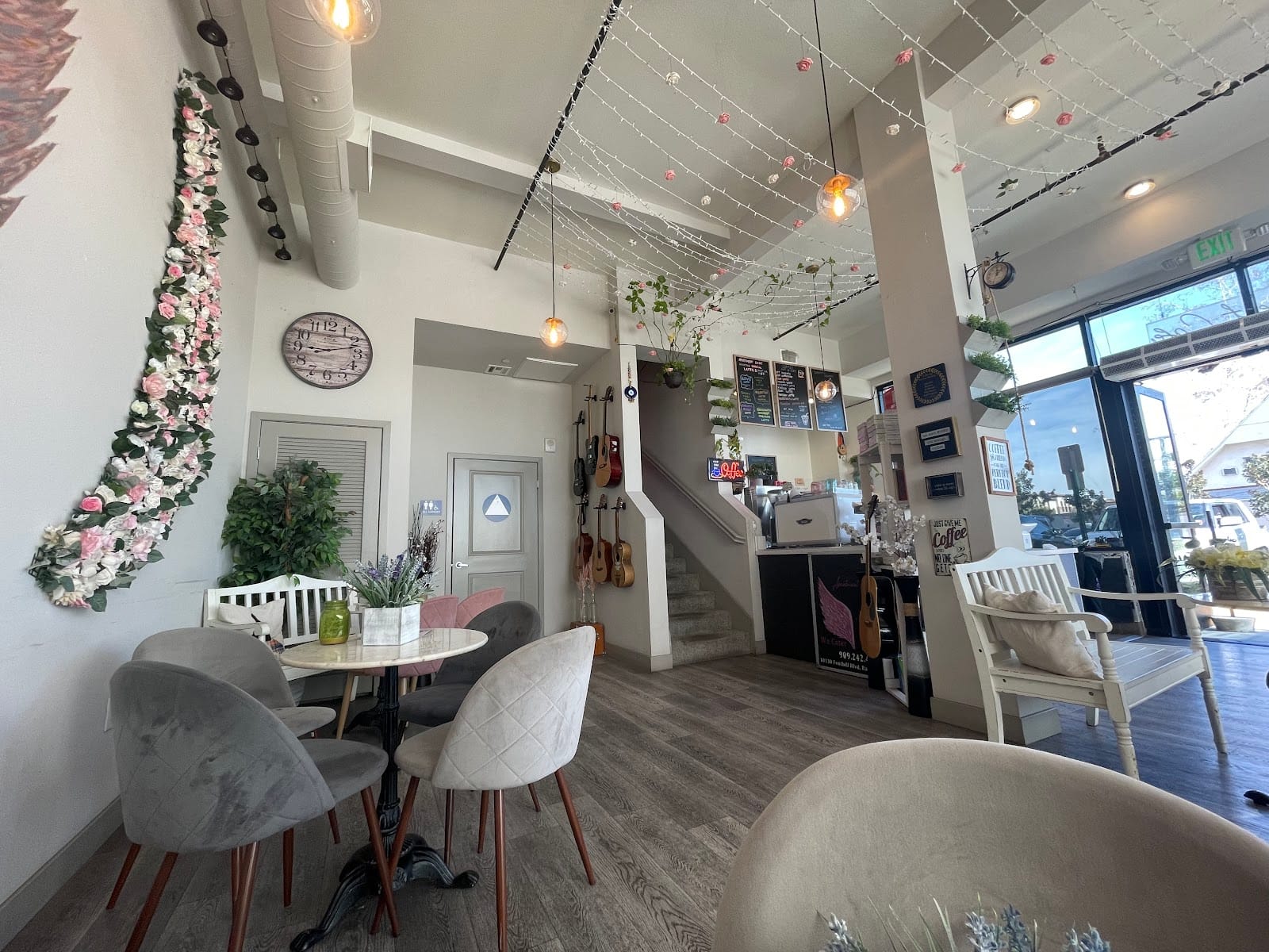 Apartment Cafe
