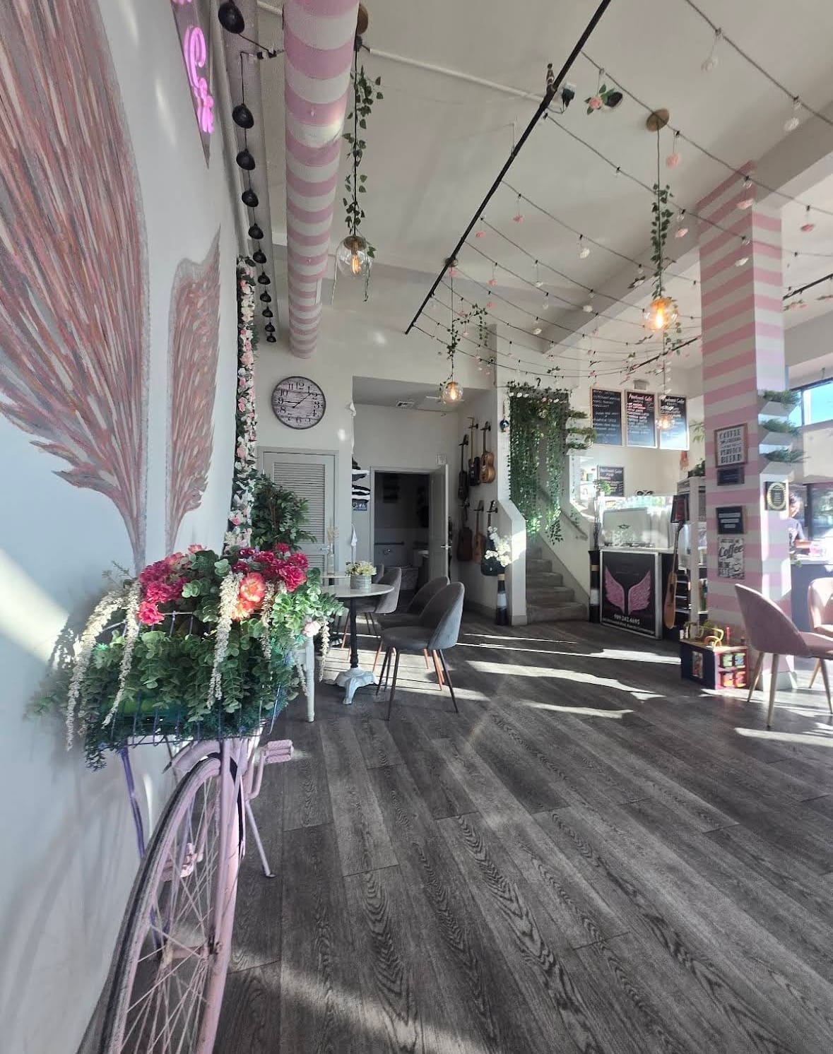 Apartment Cafe photo 3