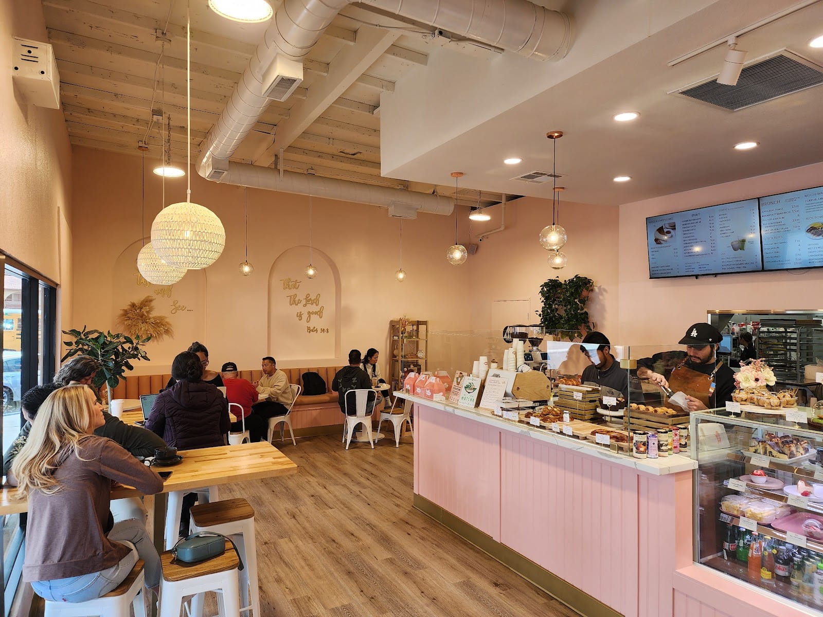 +Bake Cafe