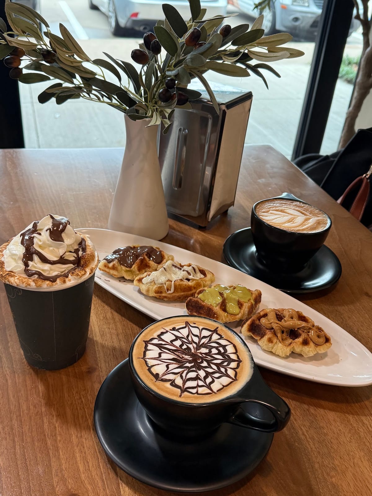 Chocolate Drip Cafe