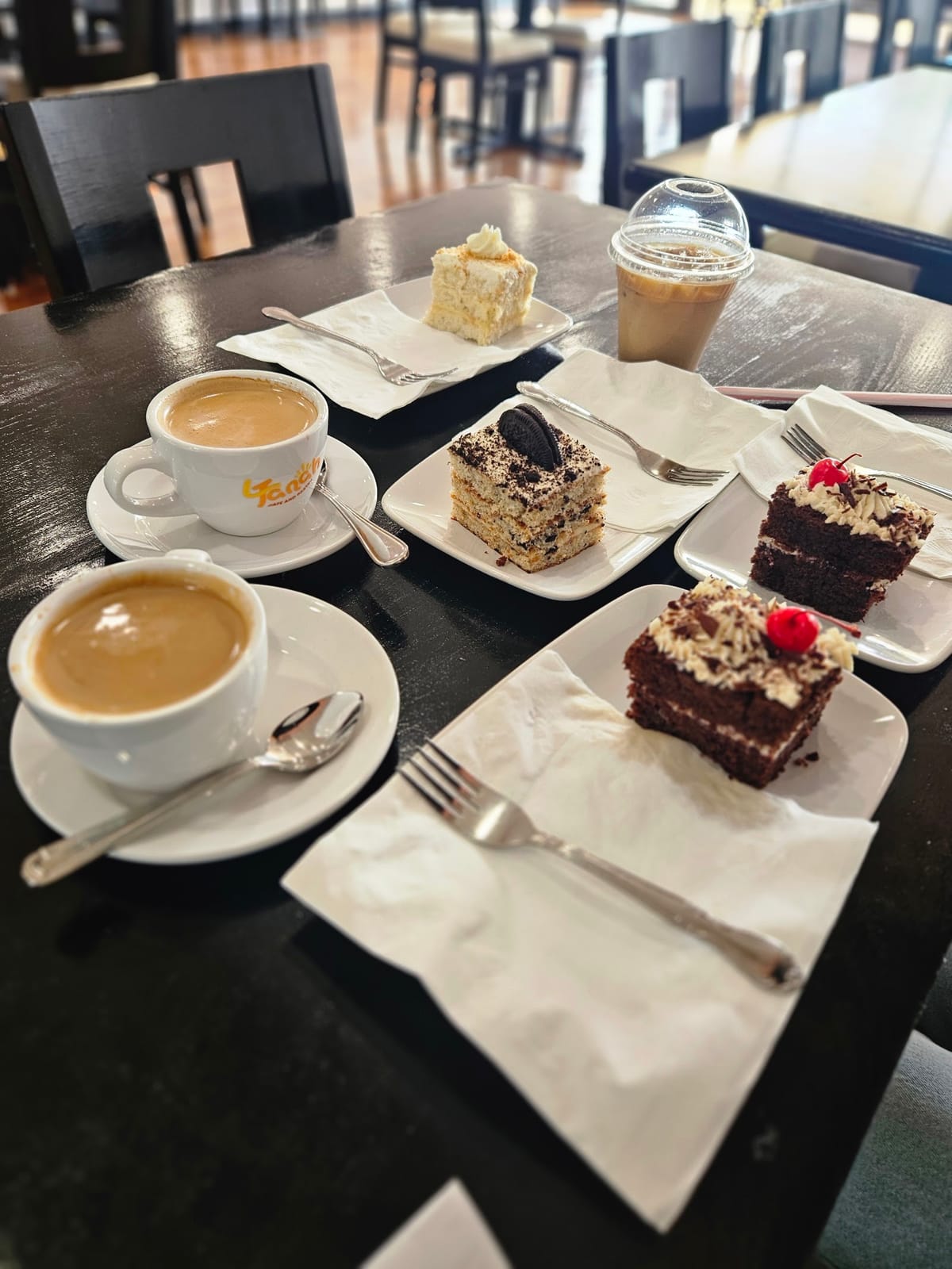 Fanah Cafe & Pastry
