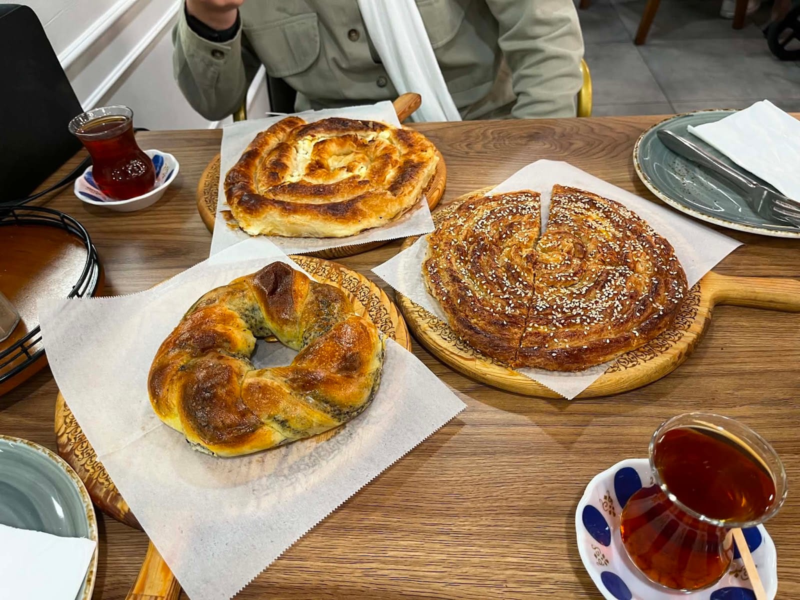 Noorsha Cafe and Bakery