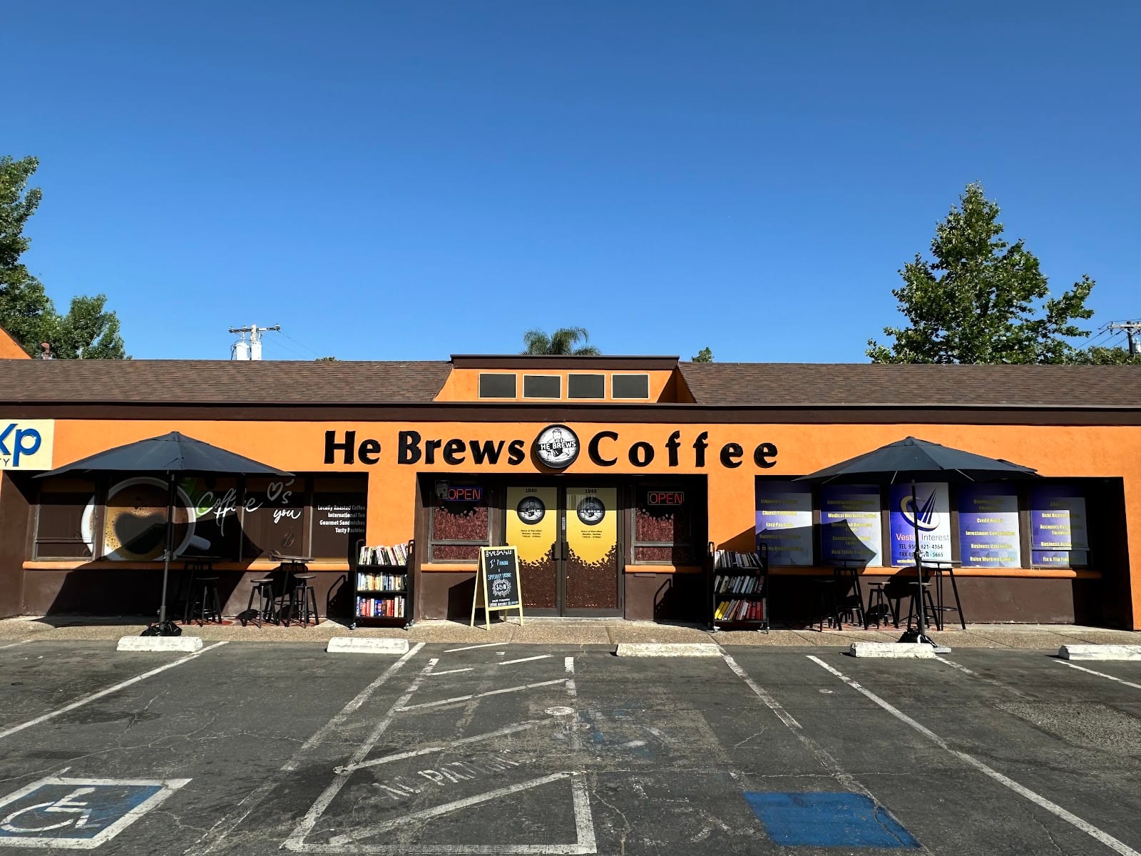 He Brews Coffee & Tea Company