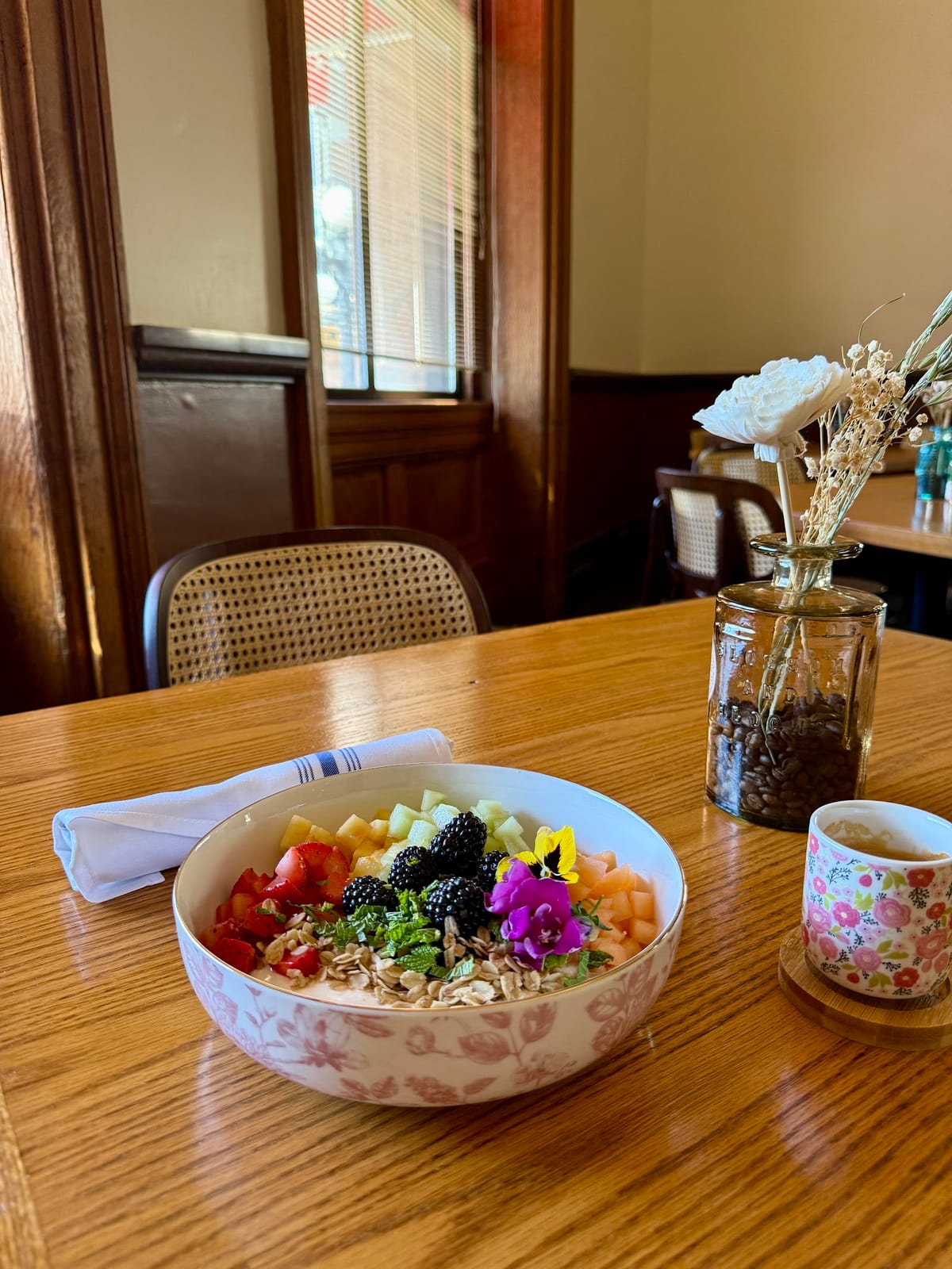 Jenni's Cafe