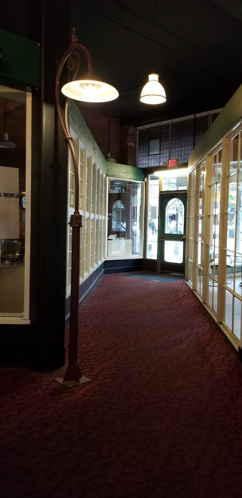 Venti's Cafe + Beer Vault photo 5